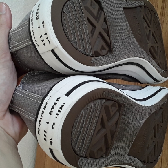 Converse orange and grey low top mens 7 women's 9 - Picture 8 of 9